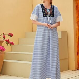 SHEIN Embroided Square Print Round Neck Half Sleeve Dress