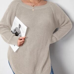 SHEIN LUNE Plus Solid Raglan Sleeve Curved Hem Sweater