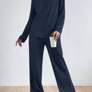 SHEIN EZwear Ladies' Solid Color Simple Daily Wear Shirt And Pants Two-Piece Suit